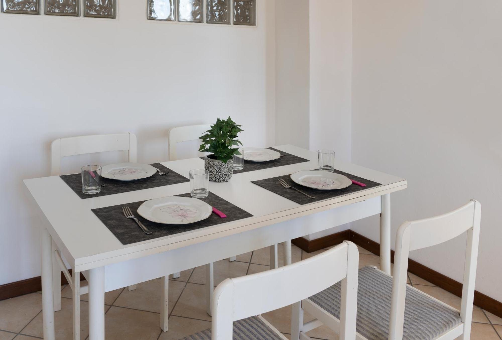 Stay House Mxp Airport Галларате Экстерьер фото